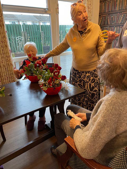 Stockport Afternoon Flower Club Workshop at Lisburne Court. Photo 2.